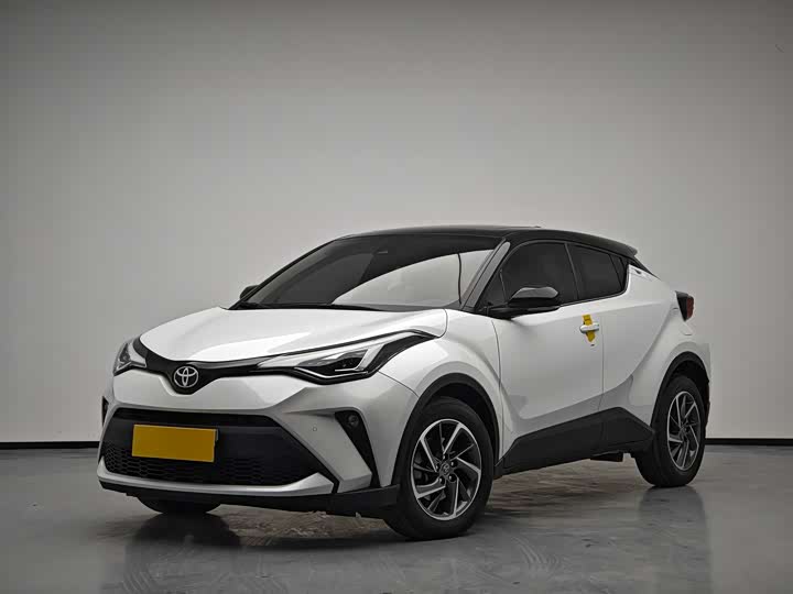 Фото 1 - Toyota C-HR