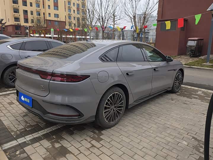 Фото 3 - BYD Han