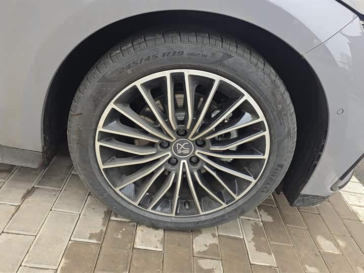 Фото 6 - BYD Han