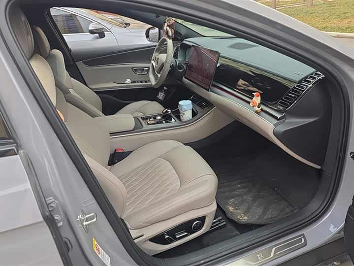 Фото 8 - BYD Han