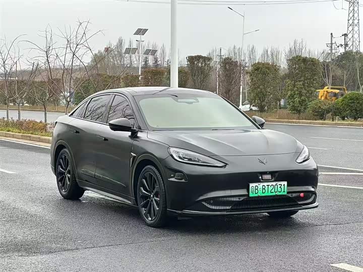 Фото 2 - BAIC Arcfox Alpha S