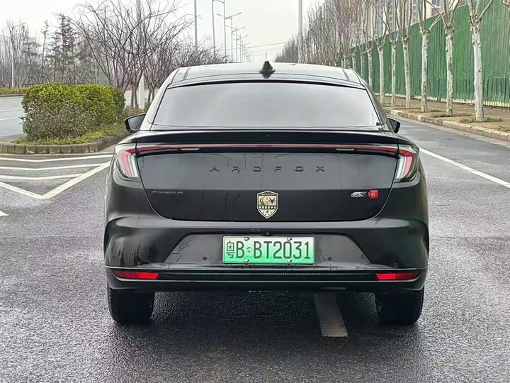 Фото 8 - BAIC Arcfox Alpha S