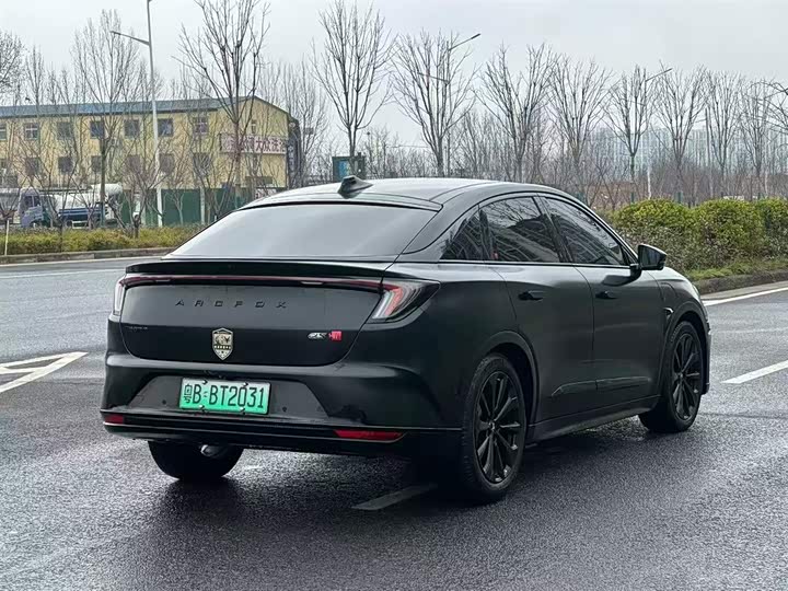 Фото 9 - BAIC Arcfox Alpha S