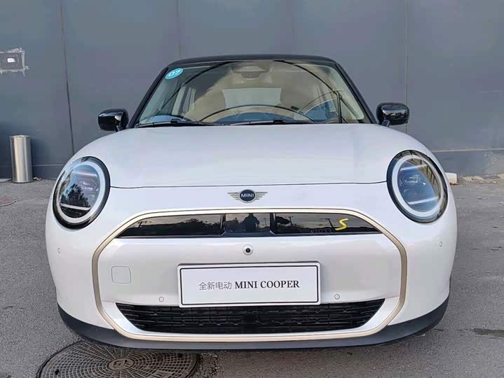 Фото 2 - Mini Cooper
