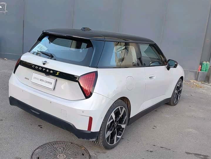 Фото 5 - Mini Cooper