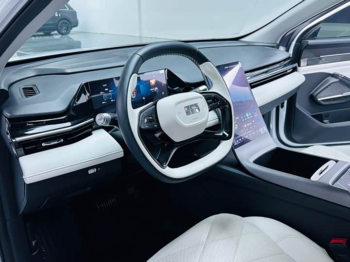 Фото 5 - Geely Galaxy L6