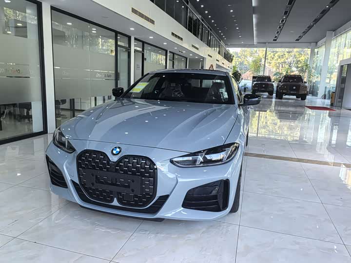 Photo 1 - BMW 4 Series