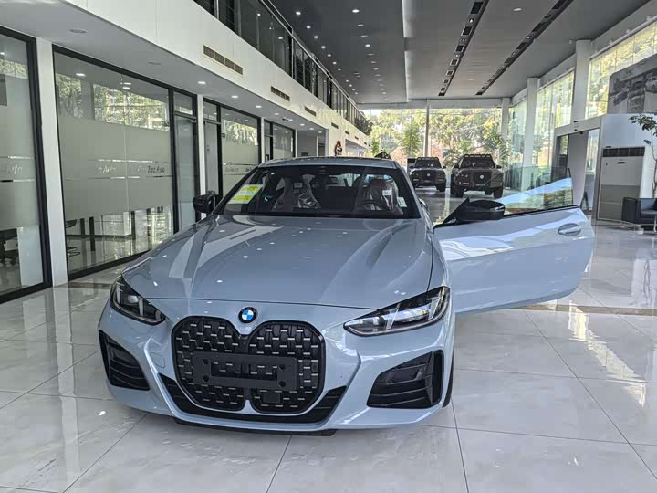 Photo 2 - BMW 4 Series