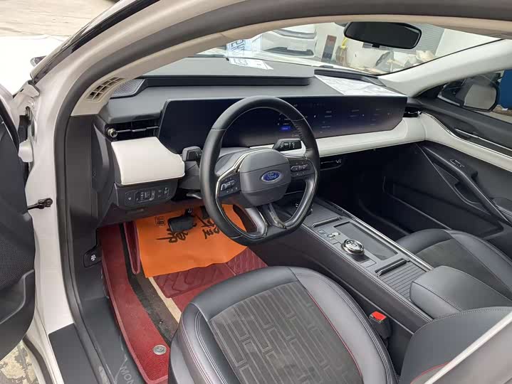 Фото 6 - Ford Mondeo