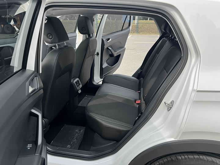 Фото 8 - Volkswagen Tacqua