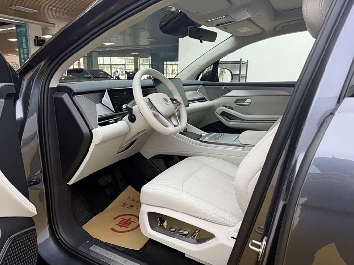 Фото 4 - BYD Tang L