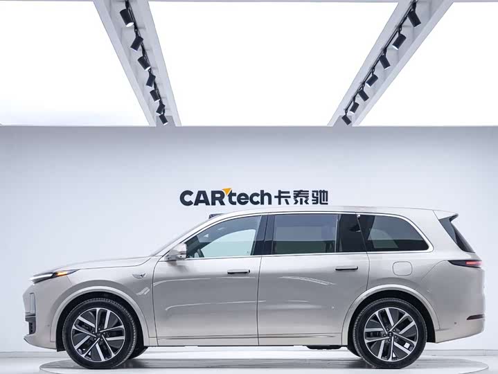 Фото 2 - LiXiang L9