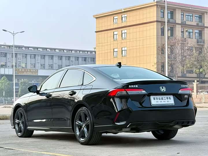 Фото 7 - Honda Inspire