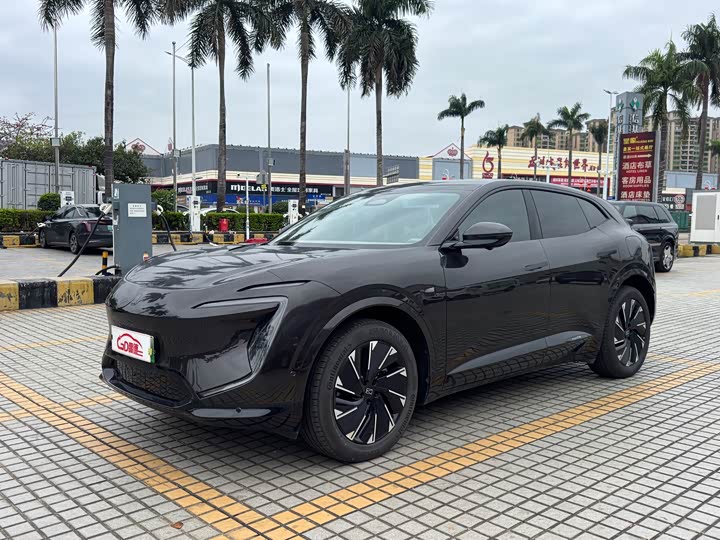 Фото 1 - Avatr 07