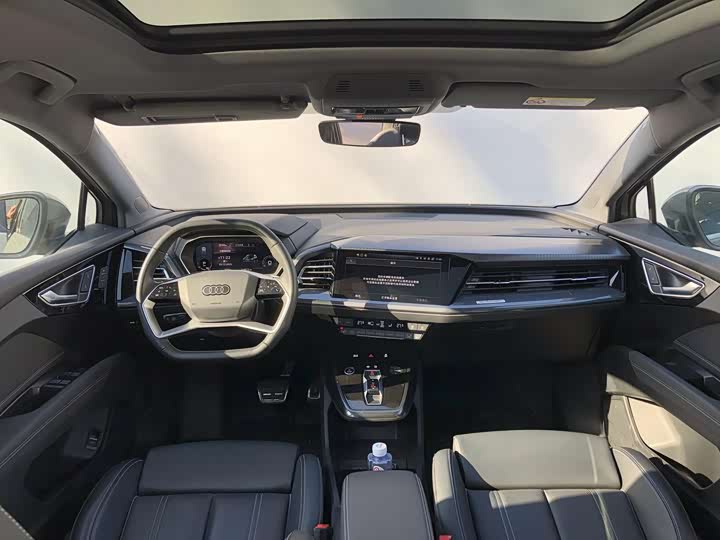 Фото 8 - Audi Q4 e-tron