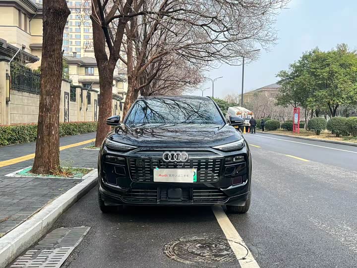 Фото 2 - Audi Q6L e-tron