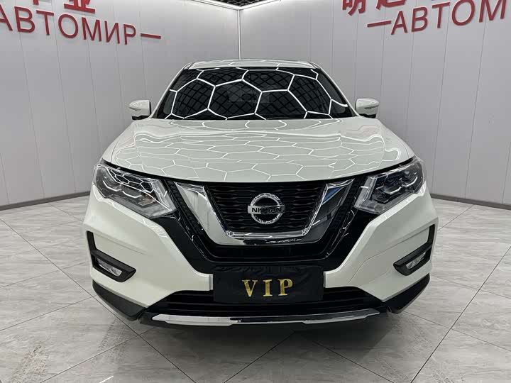 Фото 3 - Nissan X-Trail
