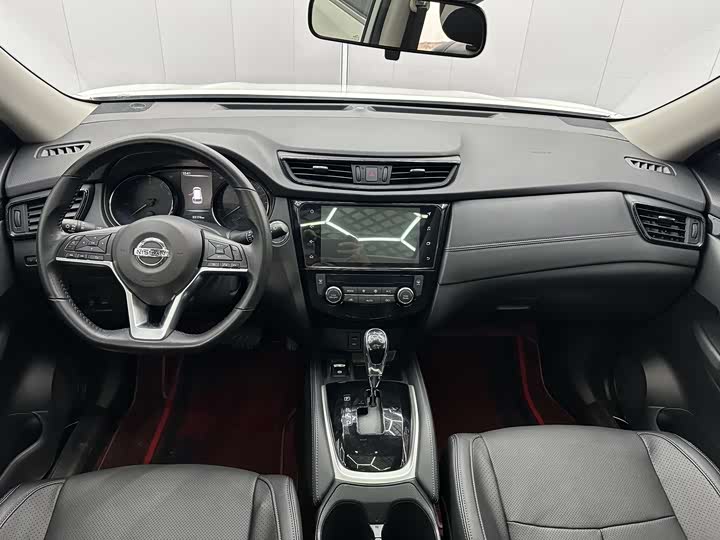 Фото 6 - Nissan X-Trail