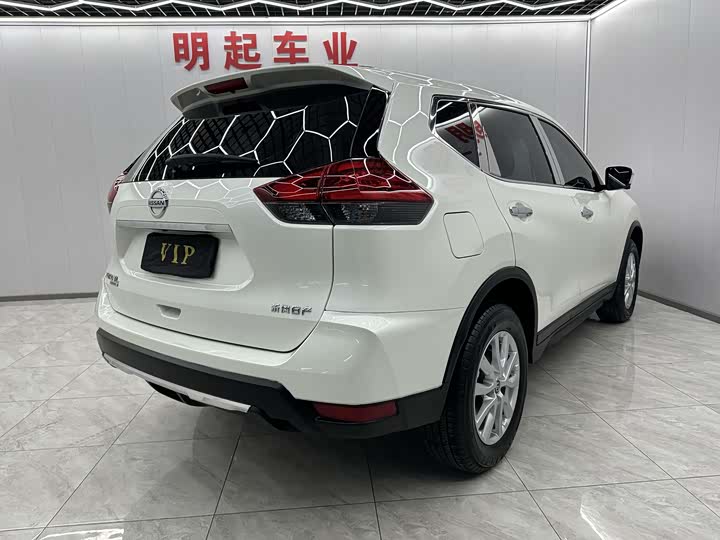 Фото 7 - Nissan X-Trail