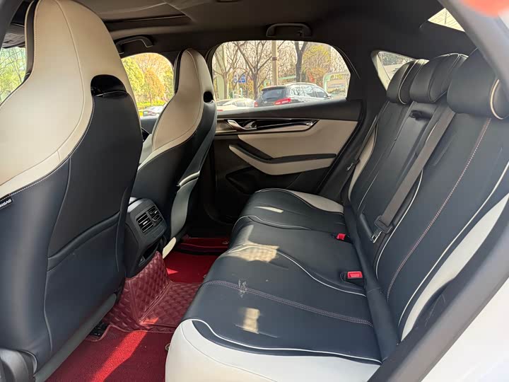 Фото 9 - BYD Qin Plus