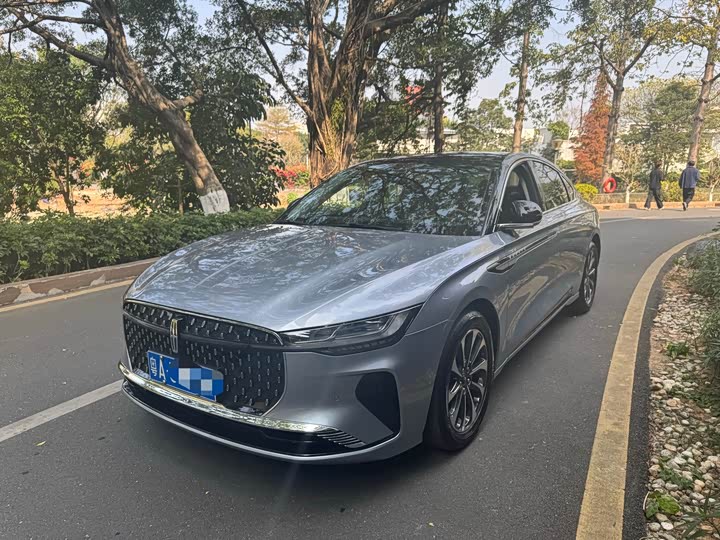 Фото 1 - Lincoln Z (Zephyr)