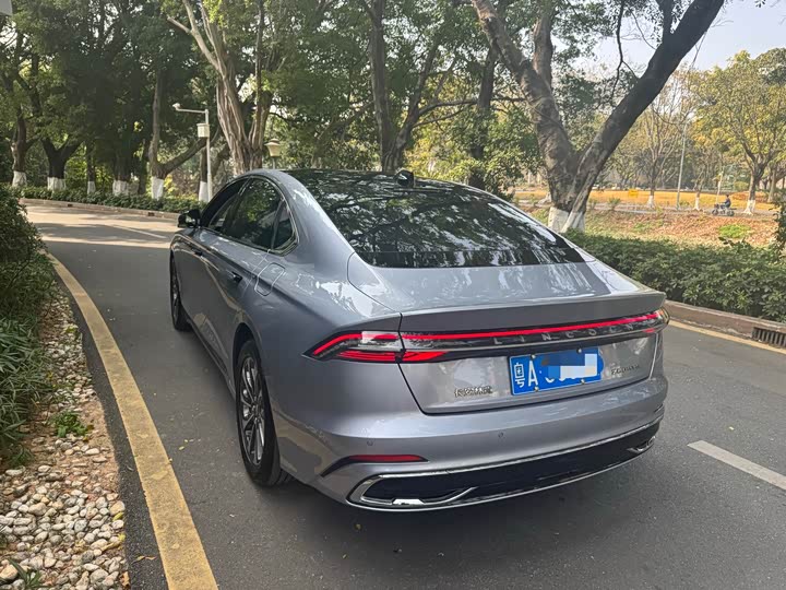 Фото 7 - Lincoln Z (Zephyr)