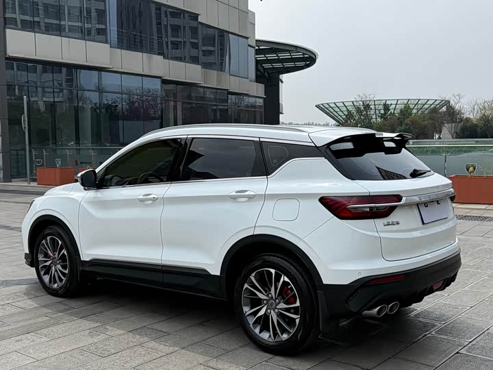 Фото 8 - Geely Coolray