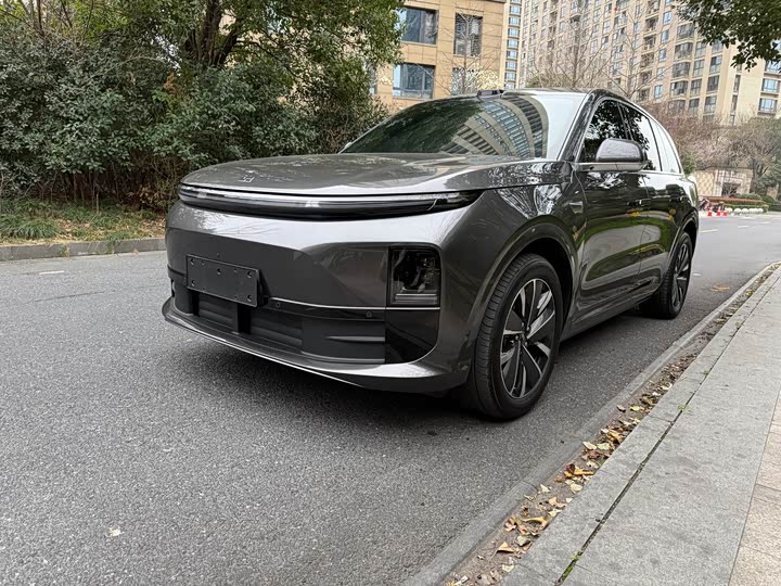 Photo 1 - LiXiang L6