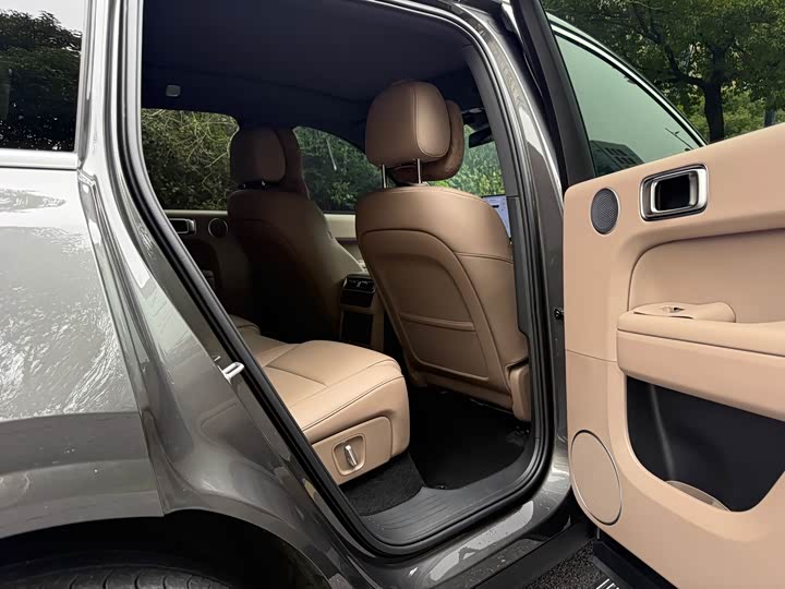 Photo 9 - LiXiang L6