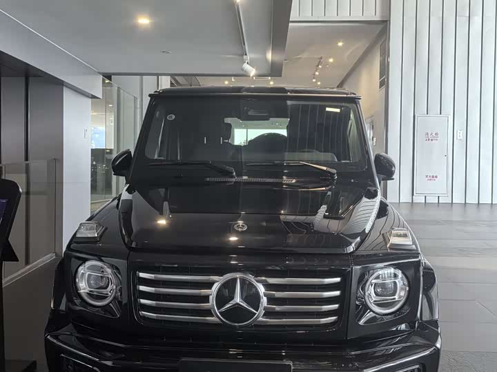 Фото 1 - Mercedes-Benz G-Class