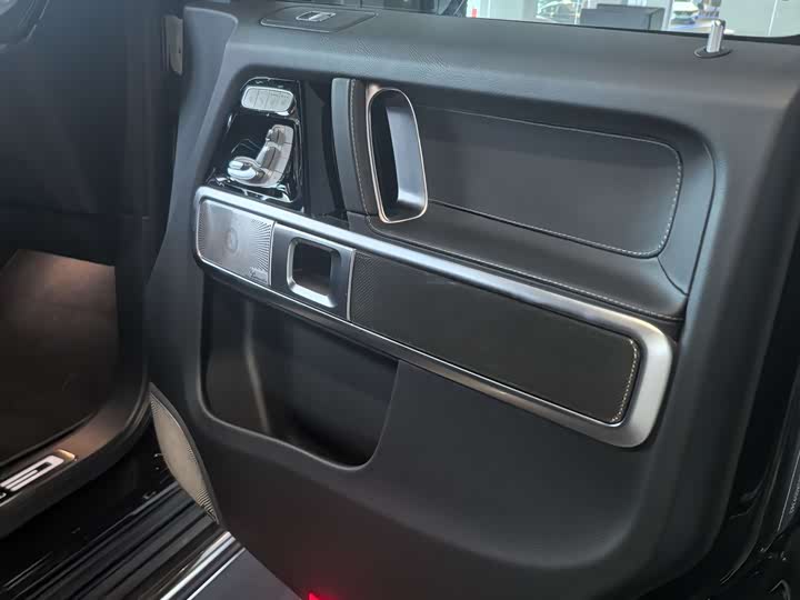 Фото 4 - Mercedes-Benz G-Class