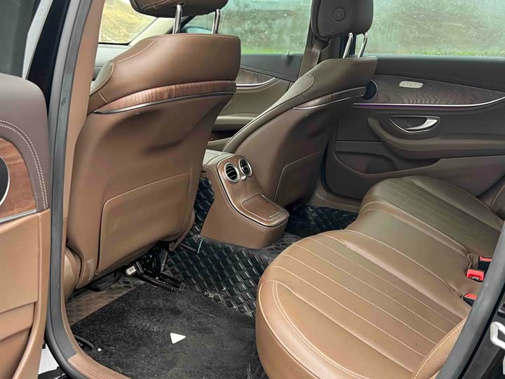 Фото 4 - Mercedes-Benz E-Class Hybrid