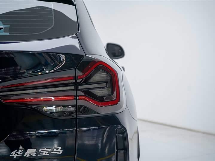 Фото 5 - BMW iX3