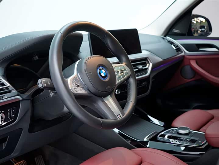Фото 6 - BMW iX3