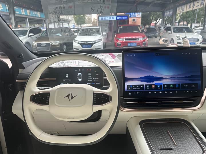 Photo 7 - Dongfeng Yipai eπ 008