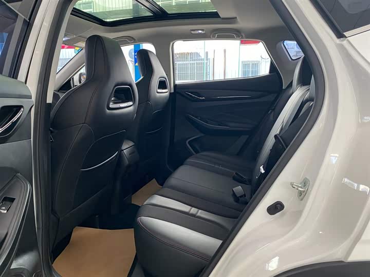 Фото 7 - Changan Oshan X5