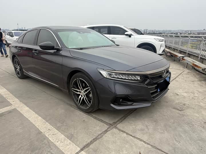 Photo 3 - Honda Accord