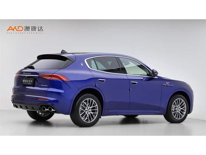 Фото 3 - Maserati Grecale