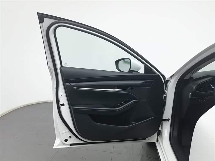 Photo 8 - Mazda 3 (Axela)