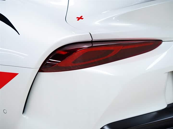 Photo 4 - Toyota Supra