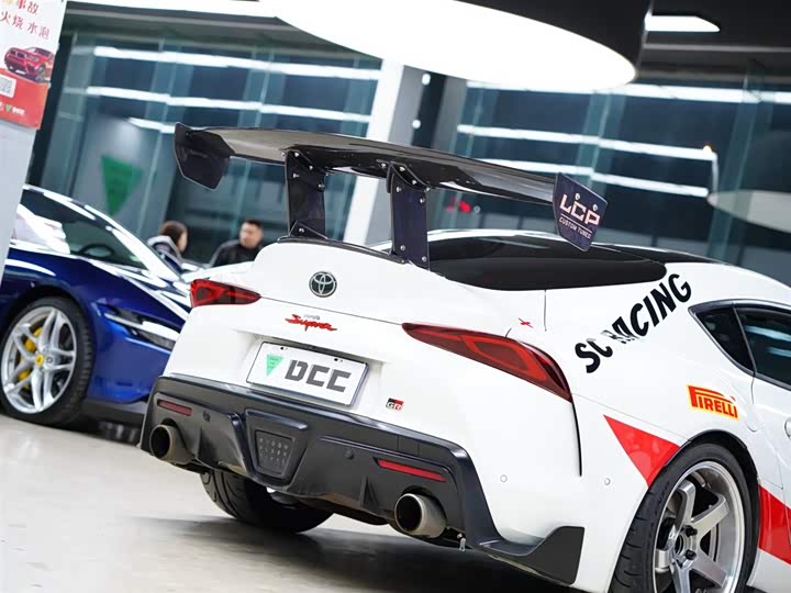 Photo 6 - Toyota Supra