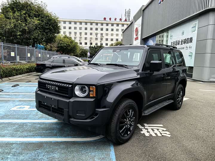 Фото 1 - Toyota Prado