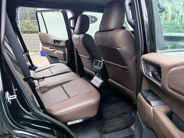 Фото 6 - Toyota Prado