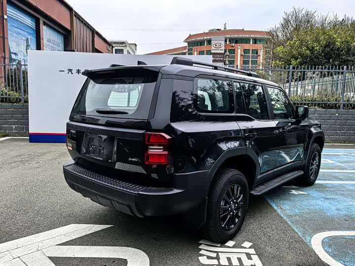 Фото 8 - Toyota Prado