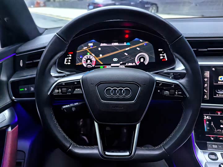 Фото 4 - Audi A7L