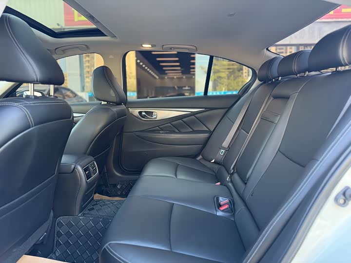 Фото 6 - Infiniti Q50L