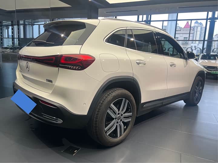 Фото 5 - Mercedes-Benz EQA