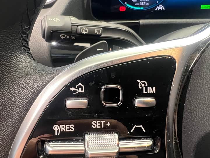 Фото 9 - Mercedes-Benz EQA