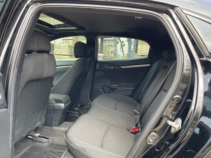 Фото 7 - Honda Civic