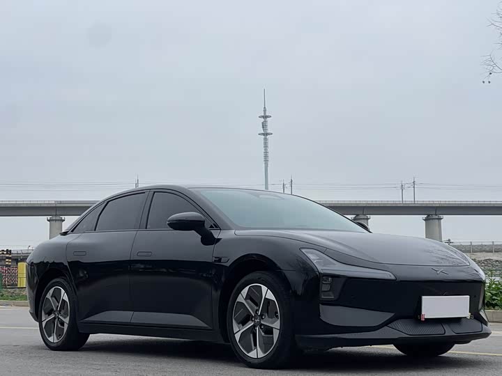 Фото 3 - XPeng Mona M03